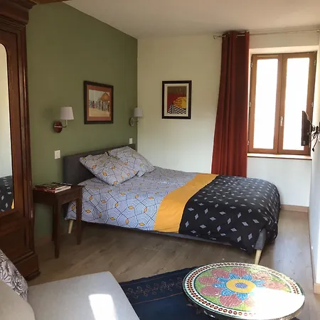 D'hotes Sur Ile Konukevi Saint-Bonnet-de-Rochefort